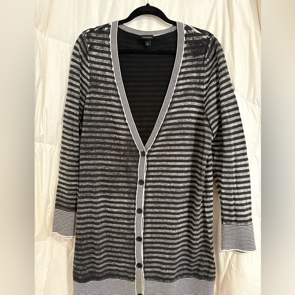 V-neck long sleeve button up striped sweater